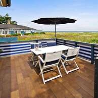 Skaerven Beachfront Condos and Cottage