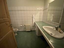 Skaerven Beachfront Condos and Cottage