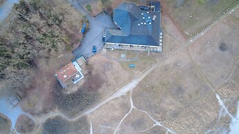 Skaerven Beachfront Condos and Cottage