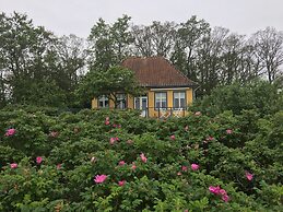 Skaerven Beachfront Condos and Cottage