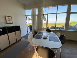 Skaerven Beachfront Condos and Cottage