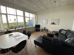 Skaerven Beachfront Condos and Cottage