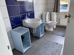 Skaerven Beachfront Condos and Cottage