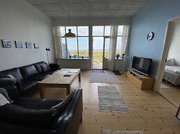 Skaerven Beachfront Condos and Cottage