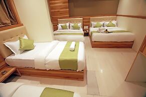 Hotel Al Madina Palace