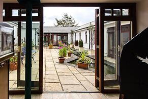 Ael Y Bryn Bed and Breakfast