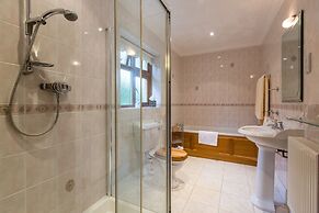 Ael Y Bryn Bed and Breakfast