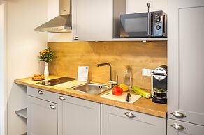 Jimmy's Apartments Lory