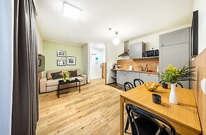 Jimmy's Apartments Lory