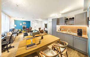 Jimmy's Apartments Lory