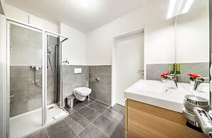 Jimmy's Apartments Lory