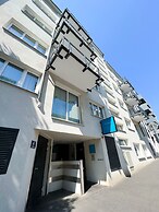 Jimmy's Apartments Lory