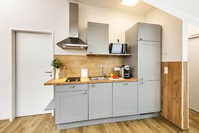 Jimmy's Apartments Lory