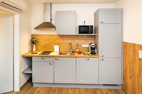 Jimmy's Apartments Lory