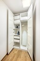 Jimmy's Apartments Lory