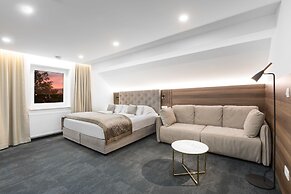 Garni Hotel Cirman