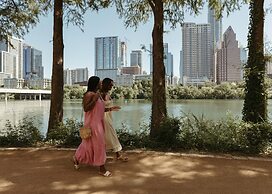 AC Hotel Austin-University