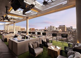 AC Hotel Austin-University