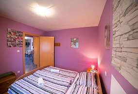 Apartment Sanic Rab 2