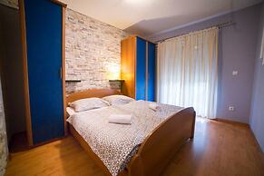 Apartment Sanic Rab 2