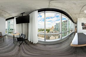 Moxy Boston Downtown