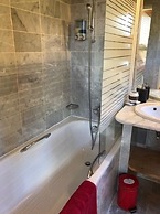 Villars Bristol Apartments