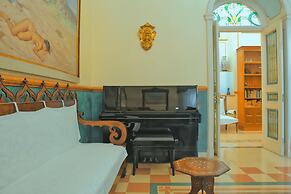 B&B Flora House
