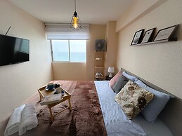 Apartment near Airport with Sea View