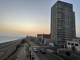 1602 - Exclusive Ocean View Apartment