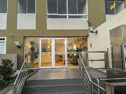 1602 - Exclusive Ocean View Apartment