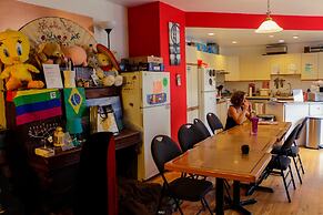 Pied-A-Terre Mont-Royal - Hostel
