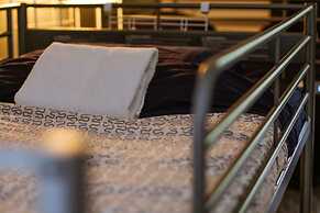 Pied-A-Terre Mont-Royal - Hostel