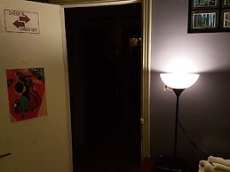 Pied-A-Terre Mont-Royal - Hostel