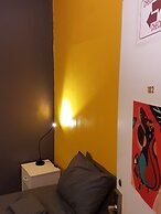 Pied-A-Terre Mont-Royal - Hostel