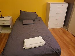 Pied-A-Terre Mont-Royal - Hostel