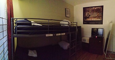 Pied-A-Terre Mont-Royal - Hostel