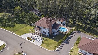 Vista del Campo Country Club & Villas