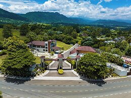 Vista del Campo Country Club & Villas