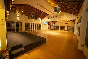 Vista del Campo Country Club & Villas