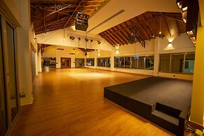 Vista del Campo Country Club & Villas