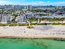 Private Condos at 556 Ocean by LMC