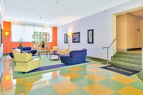 Private Condos at 556 Ocean by LMC