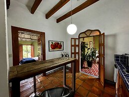 Casa Oratorio Antigua