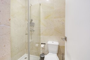 Alcantara 65 Riverside