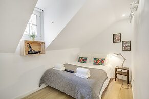 Alcantara 65 Riverside