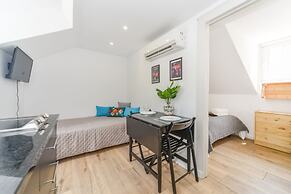 Alcantara 65 Riverside