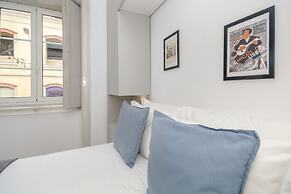 Alcantara 65 Riverside