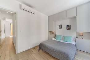 Alcantara 65 Riverside