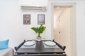 Alcantara 65 Riverside