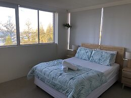 Oceania Beachside Holiday Apartments